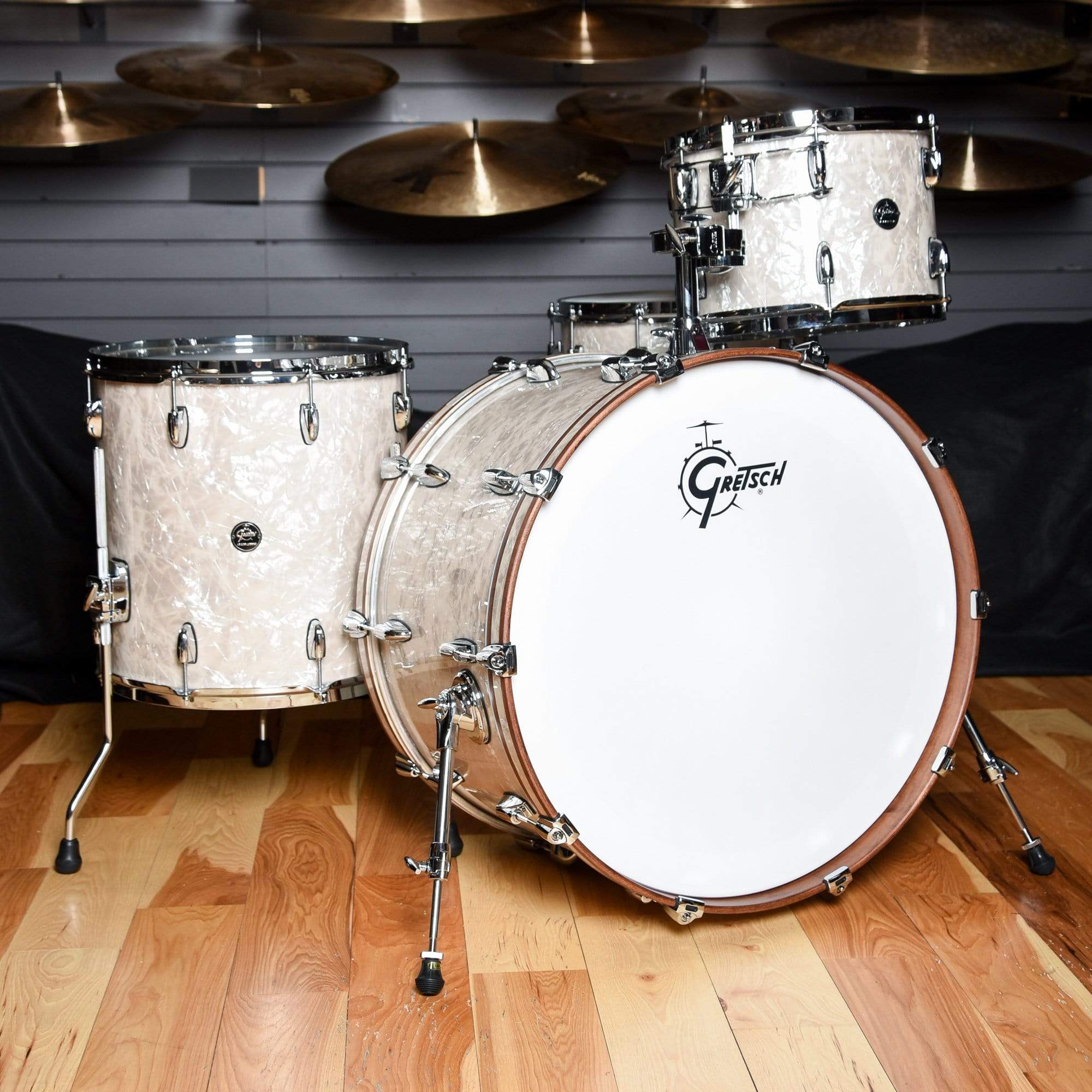 Unveiling the Elegance: The History of Gretsch Renown Drums in Champagne Silk Finish